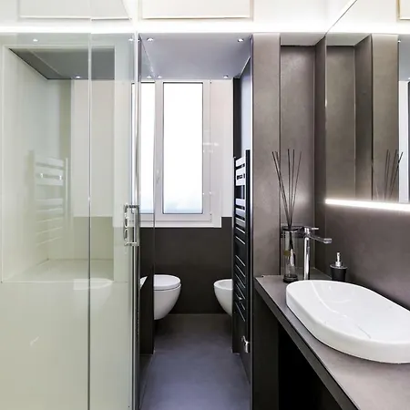 Lux- Spanish Steps 60a Exclusive Rom