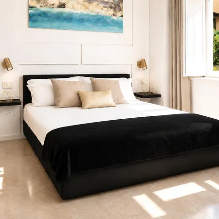 Lux- Spanish Steps 60a Exclusive Rom