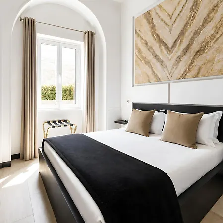 Lux- Spanish Steps 60a Exclusive Apartmán *